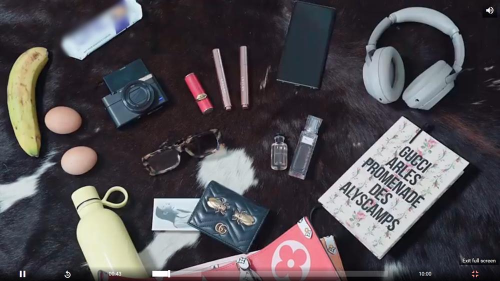 Đụng hàng túi hiệu giá hơn 50 triệu đồng với Phạm Băng Băng, Châu Bùi đựng gì?-3