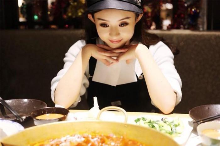 Bí quyết giúp thân hình mi nhon, không chút mỡ thừa của bà mẹ 1 con Triệu Lễ Dĩnh-2