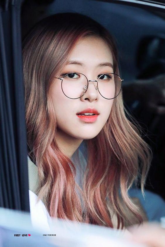 Tử vi tháng 9/2019 của 12 cung hoàng đạo: Bọ Cạp khó khăn chồng chất, Song Ngư quản người yêu quá nên yêu đương ngột ngạt-2