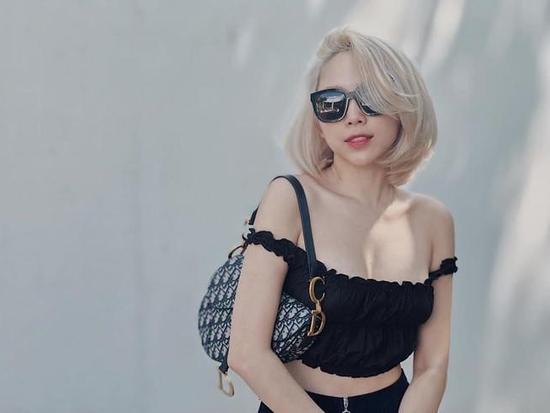 Tóc Tiên từng nghĩ tới chuyện rút khỏi showbiz