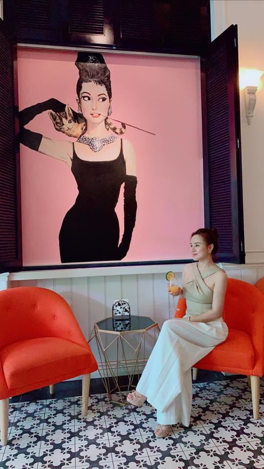 Ngân Khánh tiết lộ khoảnh khắc ấm áp của vợ chồng Lê Phương sau khi sinh con-5