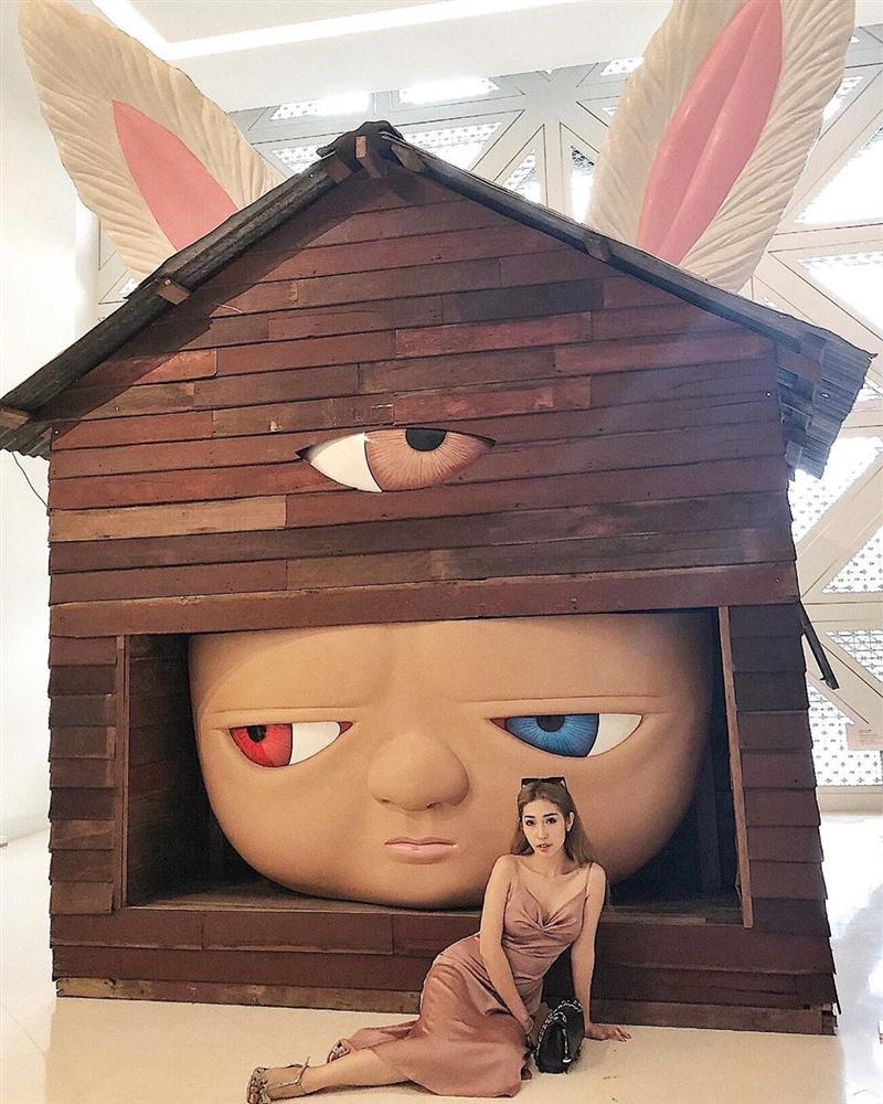 Ngân Khánh tiết lộ khoảnh khắc ấm áp của vợ chồng Lê Phương sau khi sinh con-10