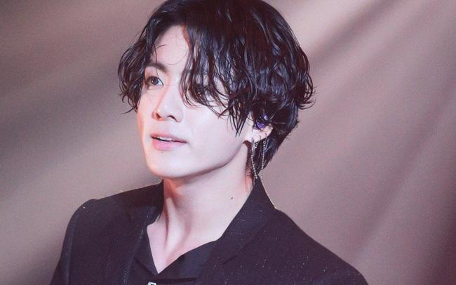 Đến hẹn lại lên, BTS thi nhau dìm hàng Jungkook nhân ngày sinh nhật, Justin Bieber cũng nhập hội bằng dòng tweet bất ngờ-1