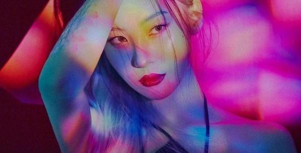 Không còn mê trang điểm sương sương, loạt nữ Idol Kpop nổi loạn với phong cách eye makeup chói lóa-2