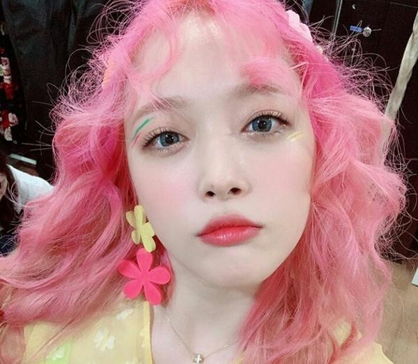 Không còn mê trang điểm sương sương, loạt nữ Idol Kpop nổi loạn với phong cách eye makeup chói lóa-8