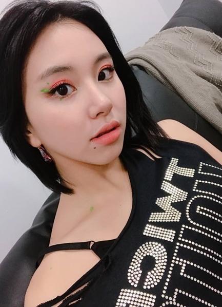 Không còn mê trang điểm sương sương, loạt nữ Idol Kpop nổi loạn với phong cách eye makeup chói lóa-16