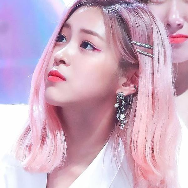 Không còn mê trang điểm sương sương, loạt nữ Idol Kpop nổi loạn với phong cách eye makeup chói lóa-19