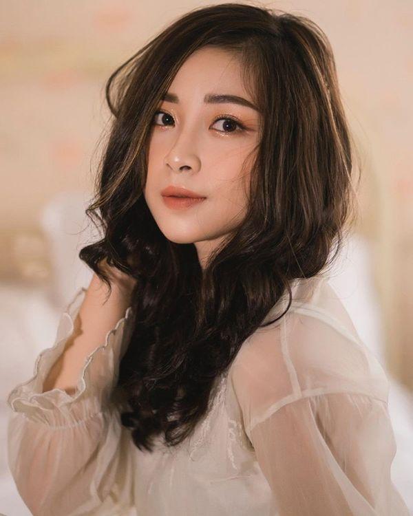 Giữa lúc Văn Đức có người mới, Ngọc Nữ đăng status ám chỉ tình cũ đang diễn và tỏ vẻ không quan tâm?-5