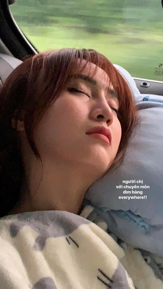 Ninh Dương Lan Ngọc ngủ quên và thảm họa bắt đầu khi ê-kíp nổi máu cà khịa-1