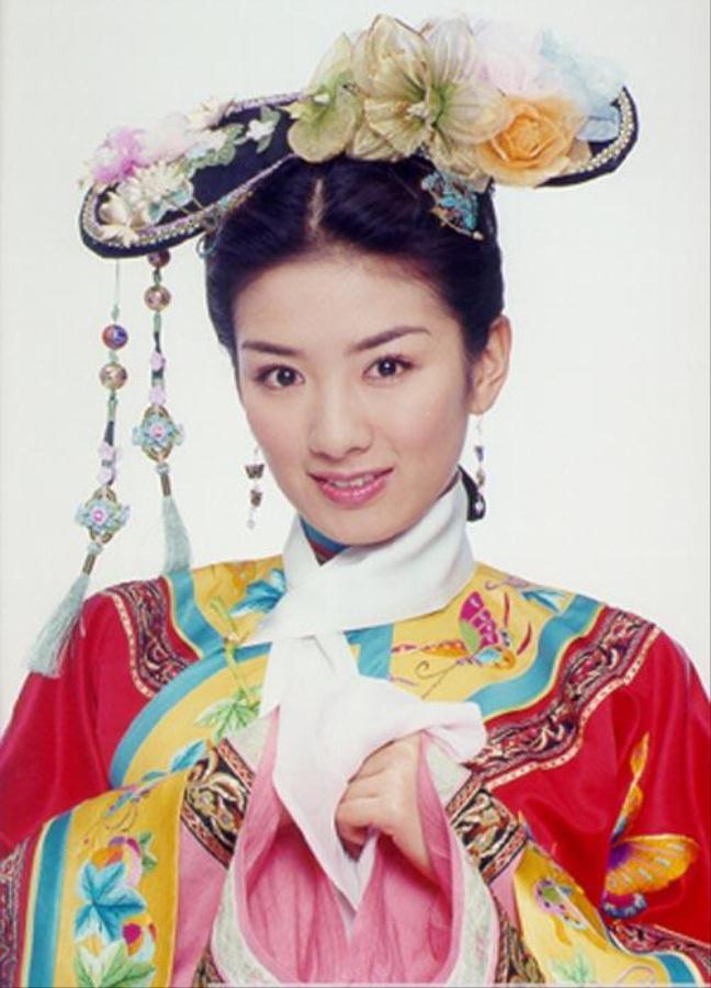 Mỹ nhân phim Lên nhầm kiệu hoa được chồng như ý: Người mang danh dâm loạn, kẻ bỏ chồng con chạy theo tình trẻ-3