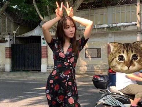 Mỹ nhân đẹp nhất Trung Hoa Địch Lệ Nhiệt Ba lộ mặt già nua tiều tụy, xơ xác đến khó tin-5