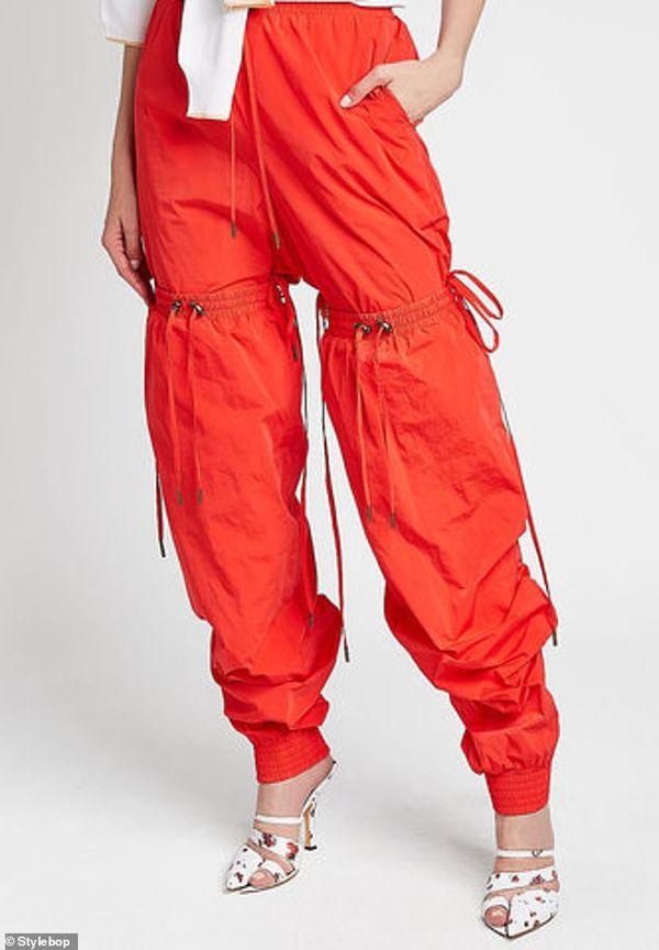 Trend giày lòi ngón chân cái gây sốt: Sao Việt ầm ầm kéo nhau tìm mua đến cháy hàng-4