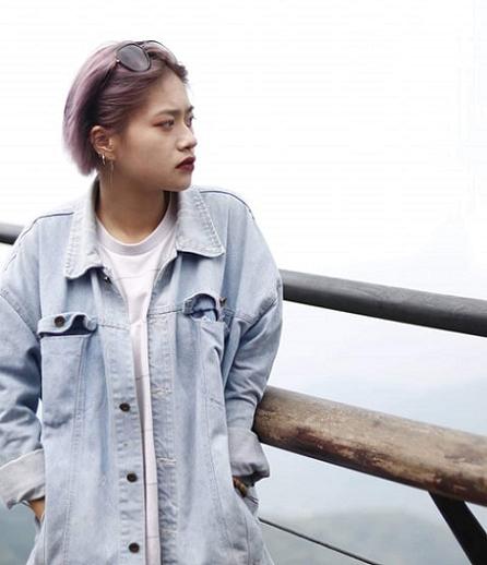 Cắt phăng mái tóc sau khi bị crush từ chối, cô gái được dân tình khen tấm tắc-2