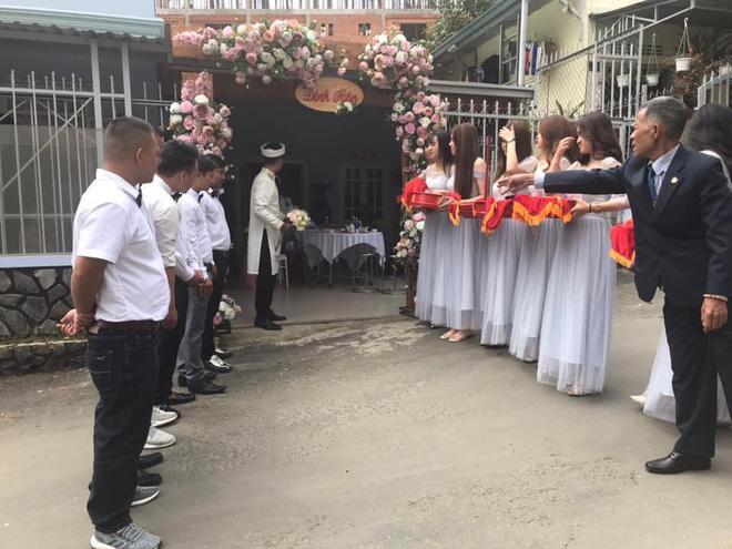 Pha lật mặt cay cú nhất mùa cưới: Vừa ăn hỏi xong chú rể đột ngột hủy hôn vì người yêu cũ quay về, còn đòi sính lễ mang về-1