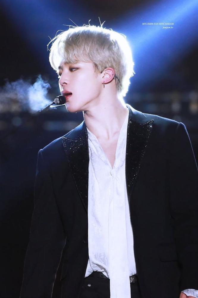 Cô gái uống rượu tại quán pub đưa loạt bằng chứng xác nhận Jimin (BTS) chính là người thân mật cùng gái lạ-8