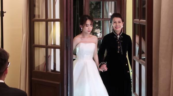 Vlog cưới của con gái Minh Nhựa vừa ra mắt hút ngay 600 nghìn lượt xem, ai cũng xuýt xoa bởi độ hoành tráng-9