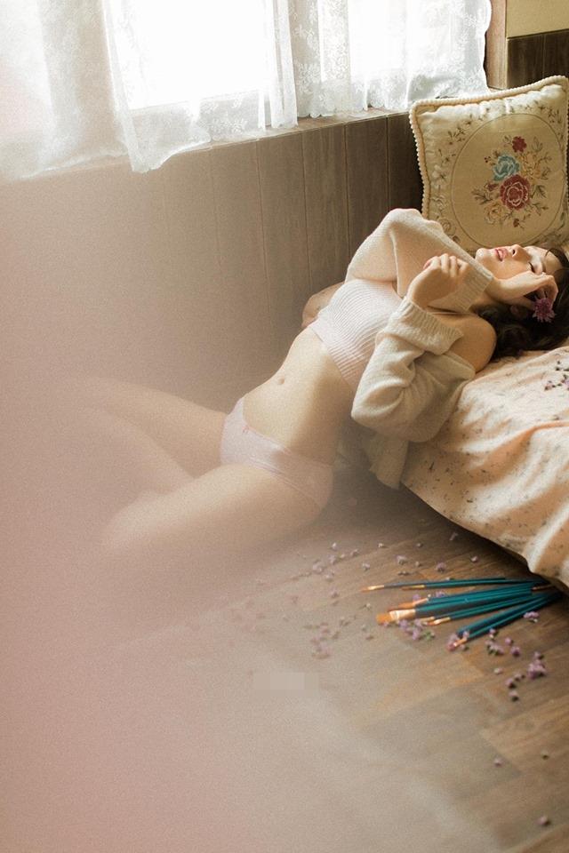 Bạn gái Trọng Đại tung ảnh thiếu vải trong phòng ngủ nhưng caption sặc mùi thính mới thu hút tò mò-4