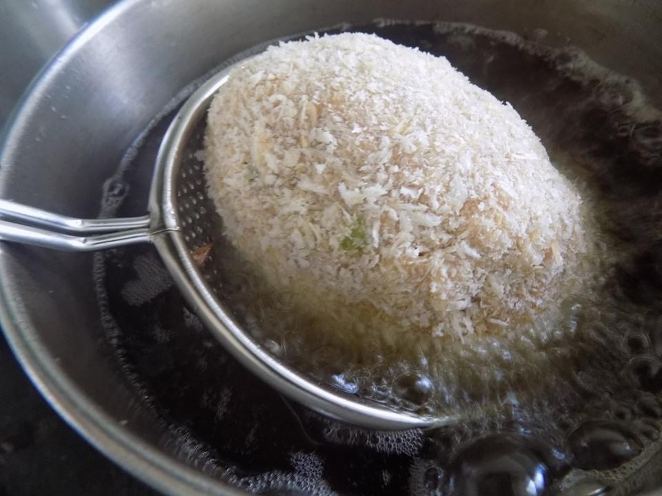 Chiêu đãi cả nhà thịt bọc trứng chiên xù lạ miệng cực ngon-5