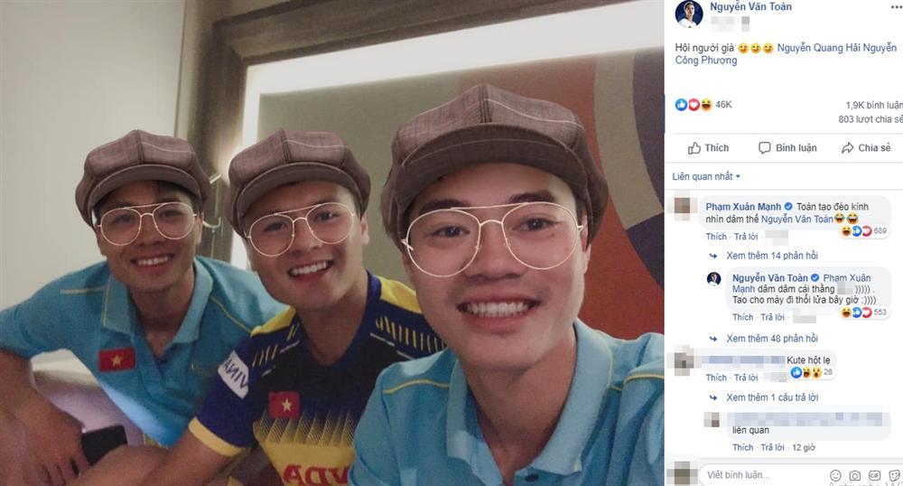 Trước giờ bóng lăn, khoảnh khắc nhí nhố của Quang Hải - Công Phượng làm fans không yêu không được-2