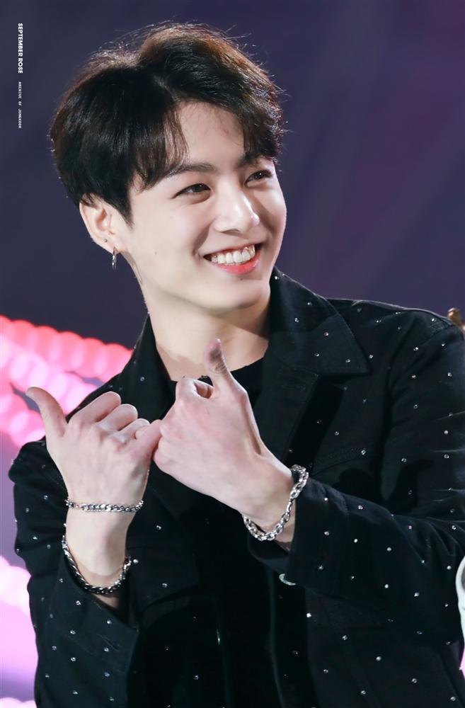 Cộng đồng ARMY chia phe bên trọng - bên khinh khi Justin Bieber chúc mừng sinh nhật Jungkook (BTS)-1