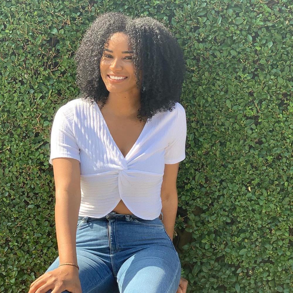 Bản tin Hoa hậu Hoàn vũ 4/9: Chẳng trang điểm đậm HHen Niê vẫn nổi bật nhờ hoa cài mái tóc-7