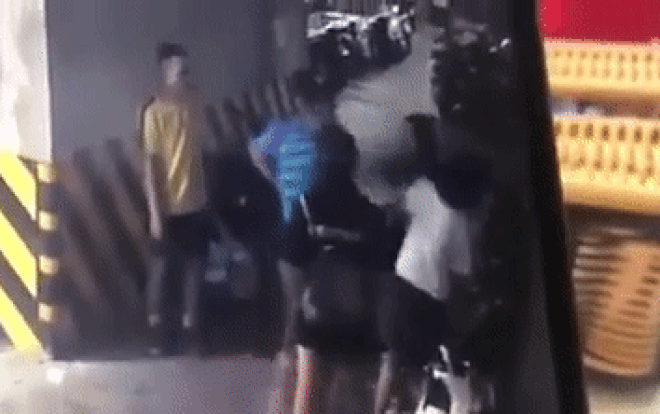 Cô gái bị sàm sỡ ở hầm Mipec Long Biên: Tôi hoảng sợ la hét thì được 2 mẹ con chị gái cùng chung cư giúp đỡ nhưng cũng bị hắn đấm vào mặt-2