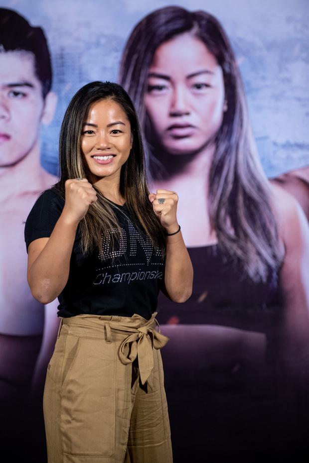 Trước giờ chạm trán Thái Lan, dân mạng truy lùng nữ võ sĩ con lai - người dành điều đặc biệt cho thầy trò Park Hang Seo-1