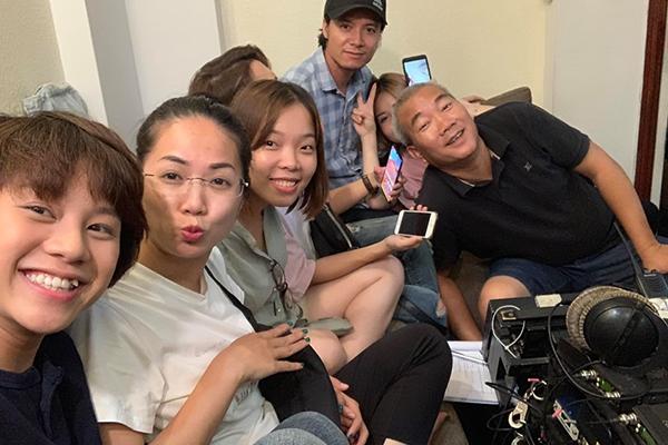 Nhã Phương và dàn sao Về nhà đi con hội ngộ trên thảm đỏ VTV Awards-19