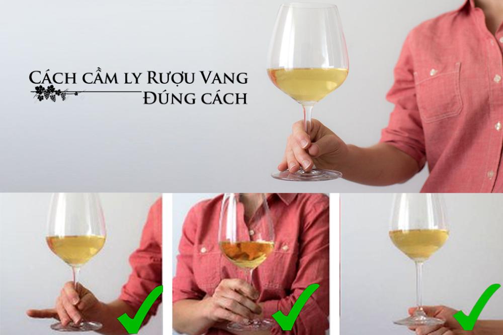 Đường đường là trâm anh thế phiệt, đại gia đình Minh Nhựa lại bị bắt lỗi kém sang-4