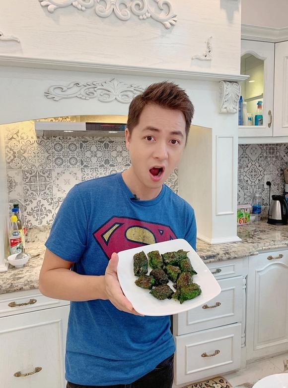 Đăng Khôi trổ tài nấu ăn cho vợ, biết giá mâm cơm, ai cũng ngưỡng mộ-3