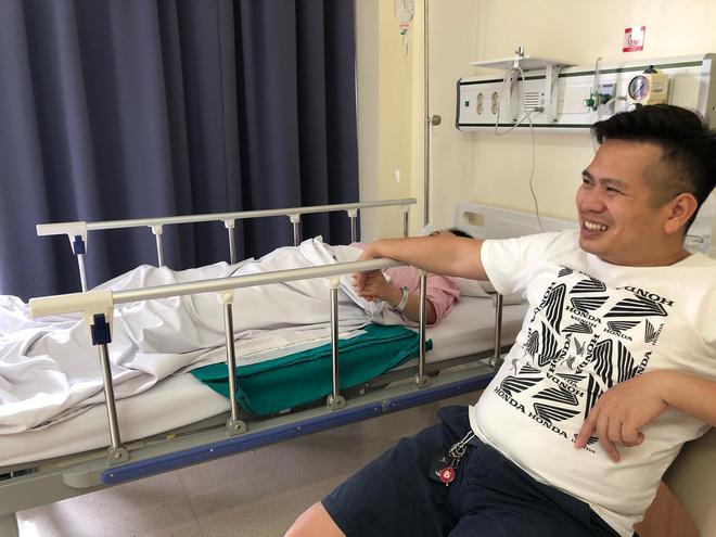 Là con trai trưởng nhưng vợ chỉ sinh 2 con gái, anh chồng nói 1 câu làm cả mạng xã hội dậy sóng-2