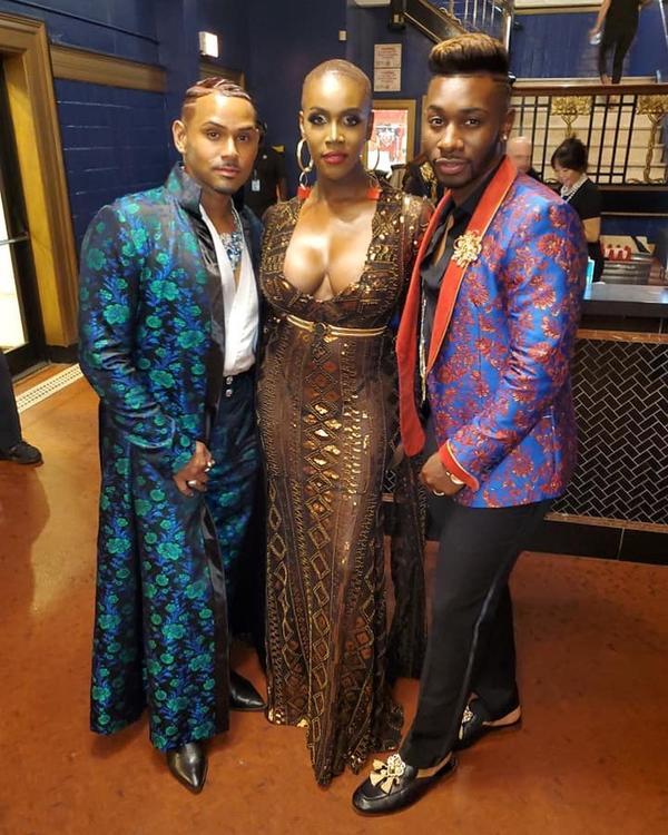 Hoa hậu chuyển giới Quốc tế xuất hiện với đầu trọc, biểu diễn phản cảm-7