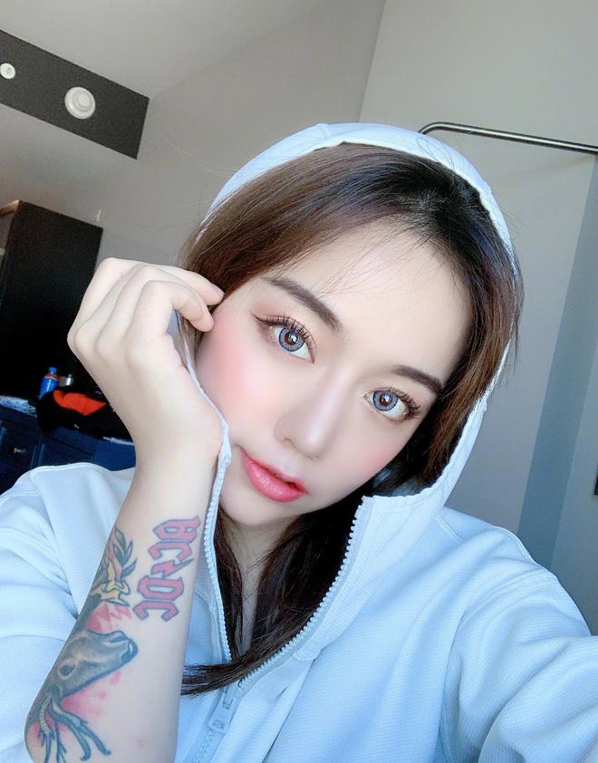Hotgirl đình đám khiến người xem hết hồn với nhan sắc thật đằng sau những bức ảnh đẹp long lanh-3