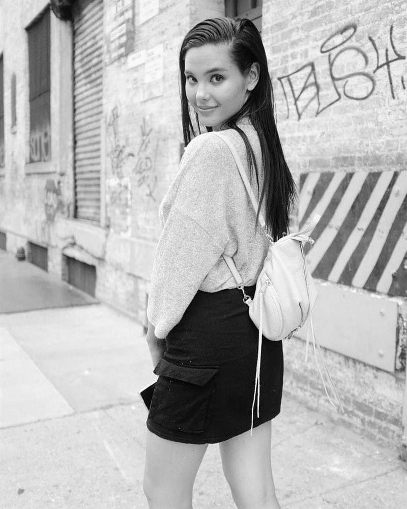 Bản tin Hoa hậu Hoàn vũ 5/9: Miss Universe gây hoang mang với chiều cao ngang ngửa danh hài Việt Hương-8