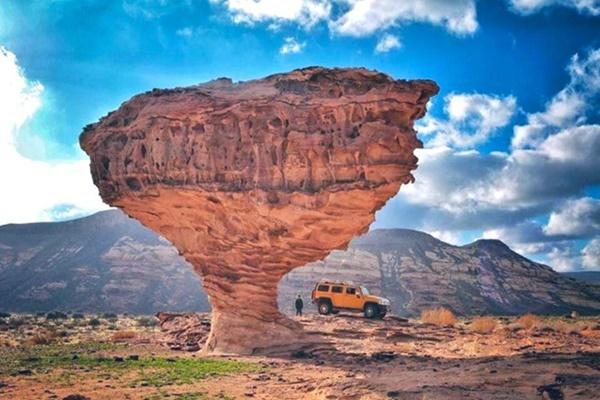 Vẻ đẹp kỳ ảo không ngờ của mảnh đất có thể nhấn chìm thế giới-2