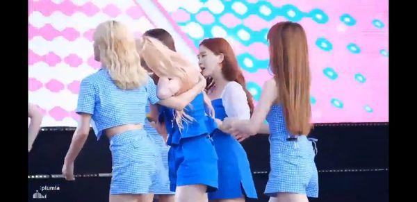 Sau sự cố Jiho ngã gục trên sân khấu, concert sắp tới của Oh My Girl chính thức bị đình chỉ-4