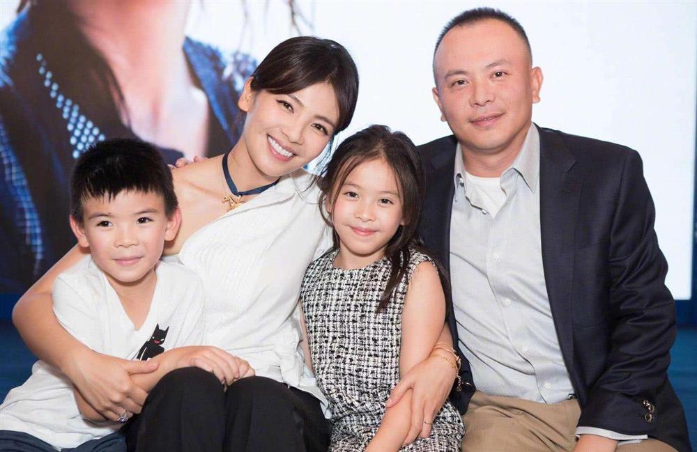 Mới 11 tuổi nhưng ái nữ của A Châu Lưu Đào đã lộ rõ tố chất của một đại mỹ nhân-3