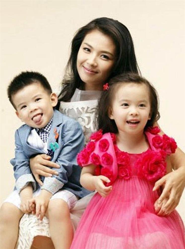 Mới 11 tuổi nhưng ái nữ của A Châu Lưu Đào đã lộ rõ tố chất của một đại mỹ nhân-4