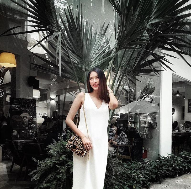 Đông Nhi lấy lại phong độ với 2 màn street style ấn tượng - Ninh Dương Lan Ngọc lên đồ như nữ sinh-8