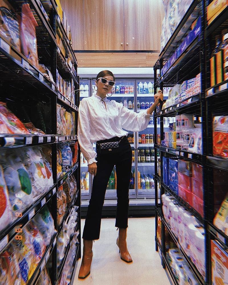 Đông Nhi lấy lại phong độ với 2 màn street style ấn tượng - Ninh Dương Lan Ngọc lên đồ như nữ sinh-11