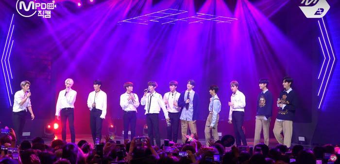 Kết sân khấu M Countdown, chỉ có 3 thành viên X1 hát chính: Chuyện gì đang xảy ra?-2