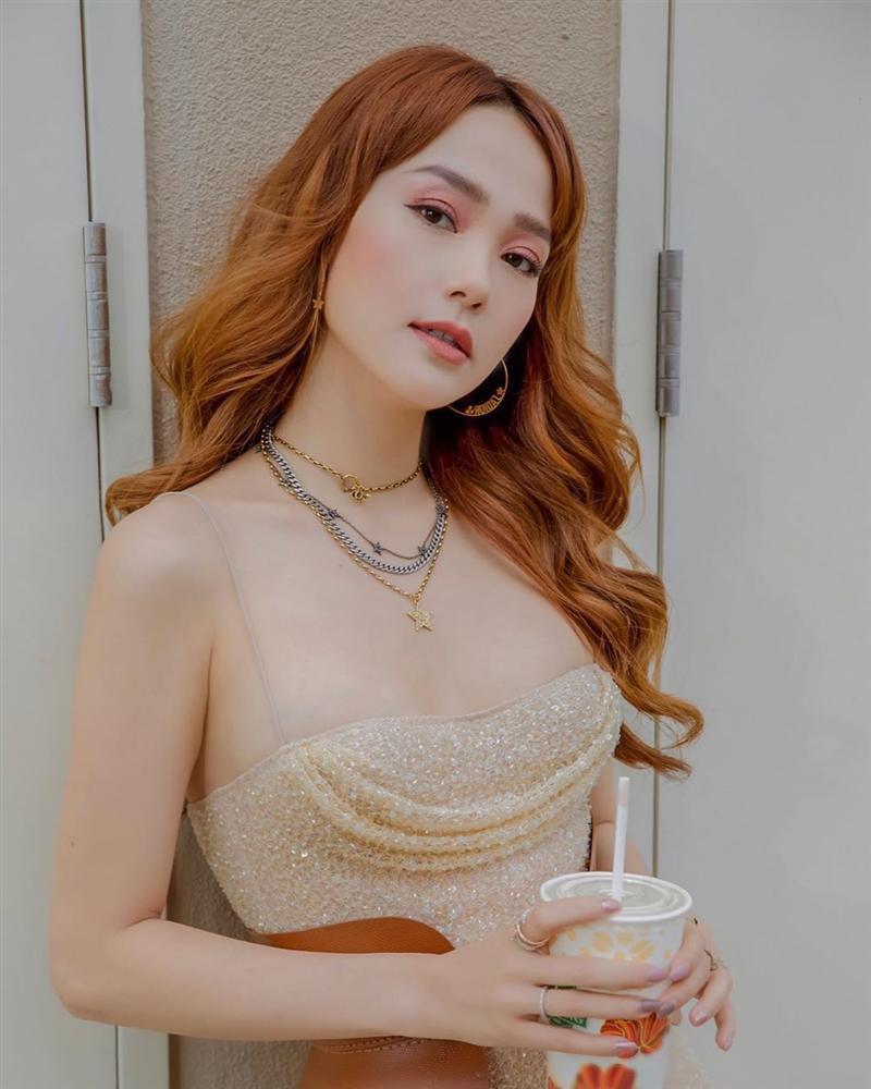 Minh Hằng gặp tai nạn khi đang thả dáng chụp ảnh ở Hàn Quốc mà fan vừa thương vừa buồn cười-2