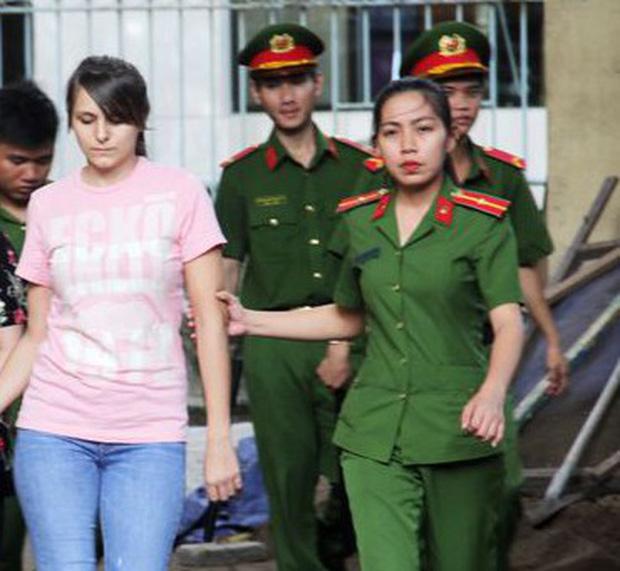 Loạt tú bà hotgirl cầm đầu đường dây sextour với nhiều chân dài hoạt động-5