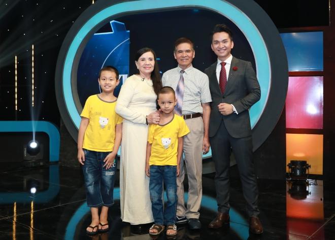 Xúc động nghe MC Hạnh Phúc lần đầu song ca cùng mẹ-4