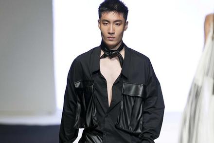 Học trò Xuân Lan bụi bặm trên sàn diễn Vietnam Runway Fashion Week