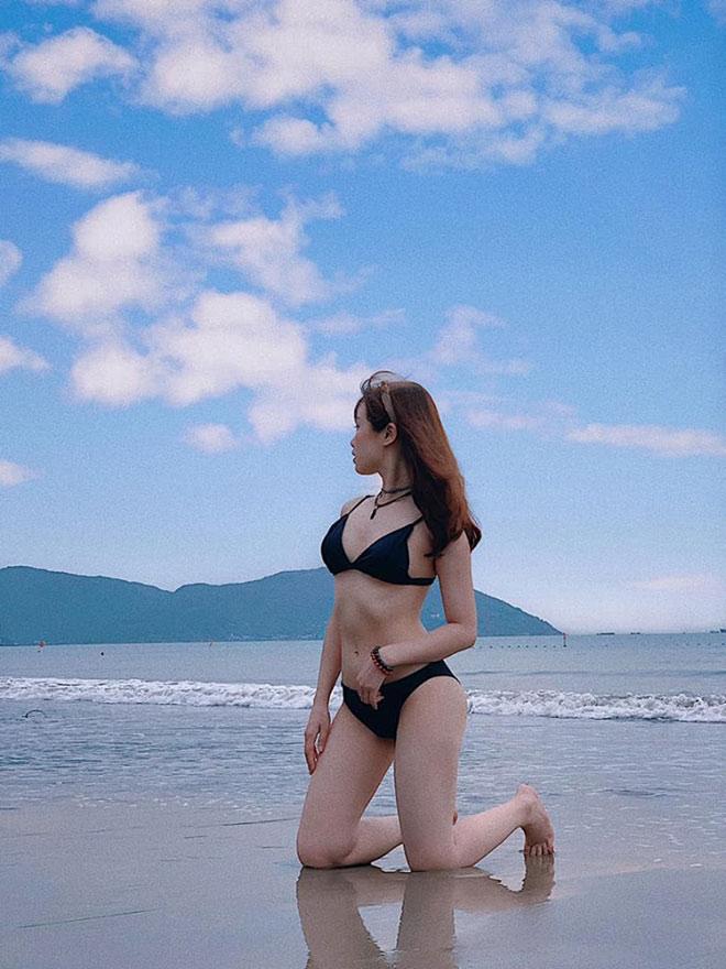 Lâu lâu mới đăng ảnh bikini khoe thềm ngực đầy, bạn gái Văn Toàn làm dân mạng ngất lên ngất xuống-7