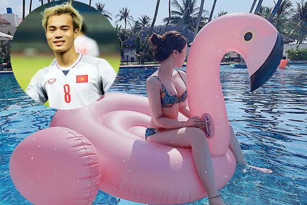 Đứng bán hàng mà mặc như khỏa thân, cô gái trẻ khiến khách mua sốc tận óc-3