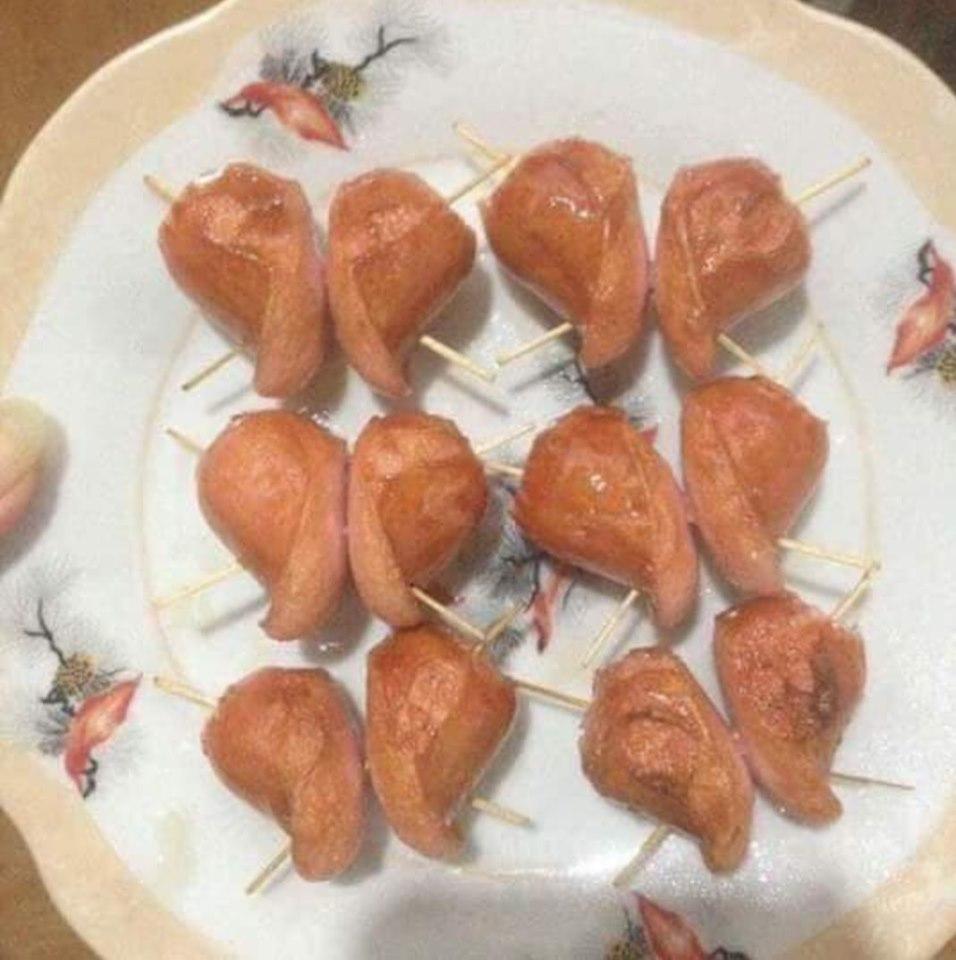 Cười ngất với siêu phẩm xúc xích tình yêu sau khi đã trải qua dầu sôi lửa bỏng-3