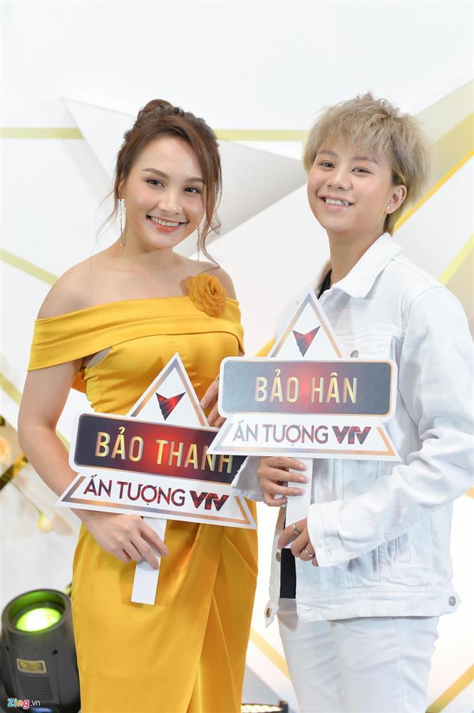 Nhã Phương và dàn sao Về nhà đi con hội ngộ trên thảm đỏ VTV Awards-1