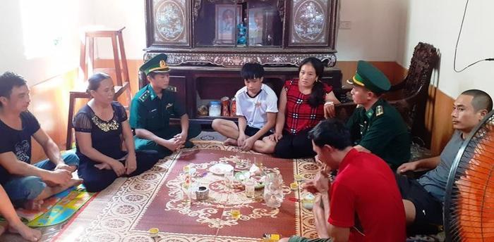 Nghe tin anh trai mất tích trên biển, em gái sốc nhập viện rồi tử vong-2